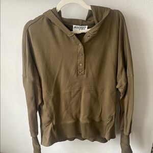 BUCKETLIST Olive Green Men's Sweater